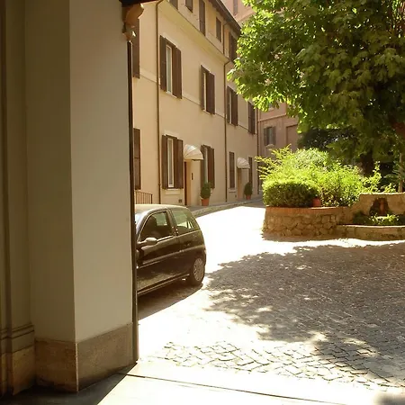Bramante Lejlighed *